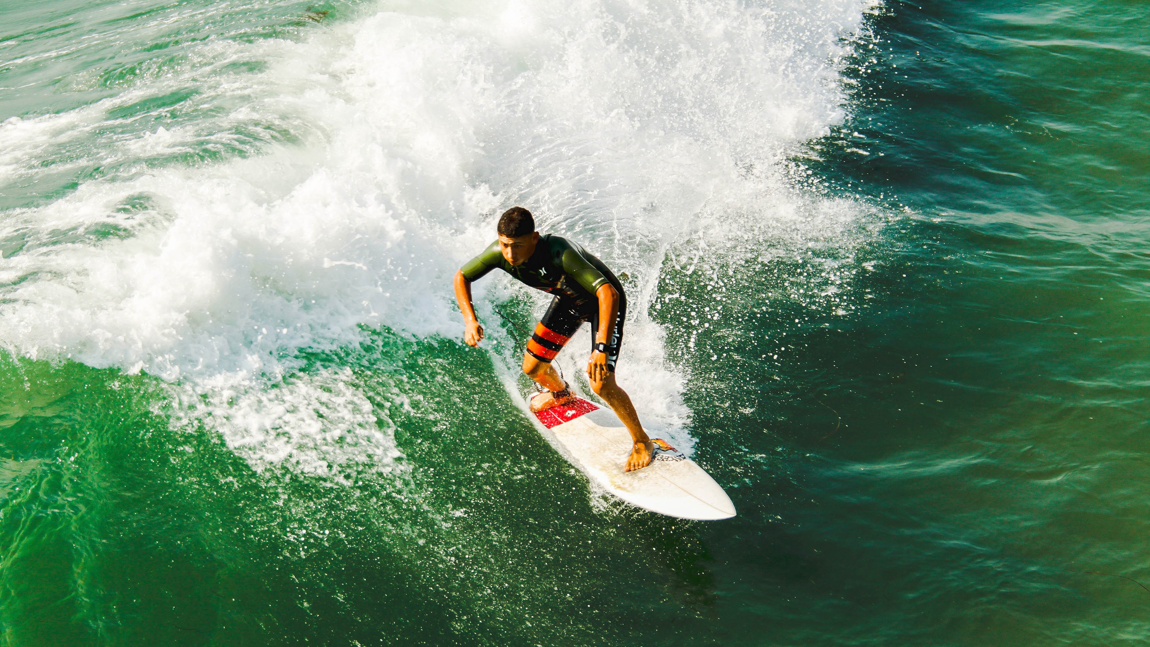 世界杯场场爆炸:明星球员震撼全场的瞬间,世界杯突发
