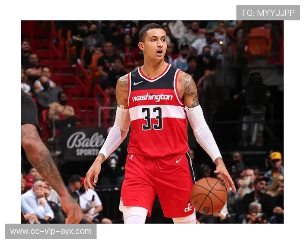 库兹马接连杀向禁区得手，奇才节奏完全带起来